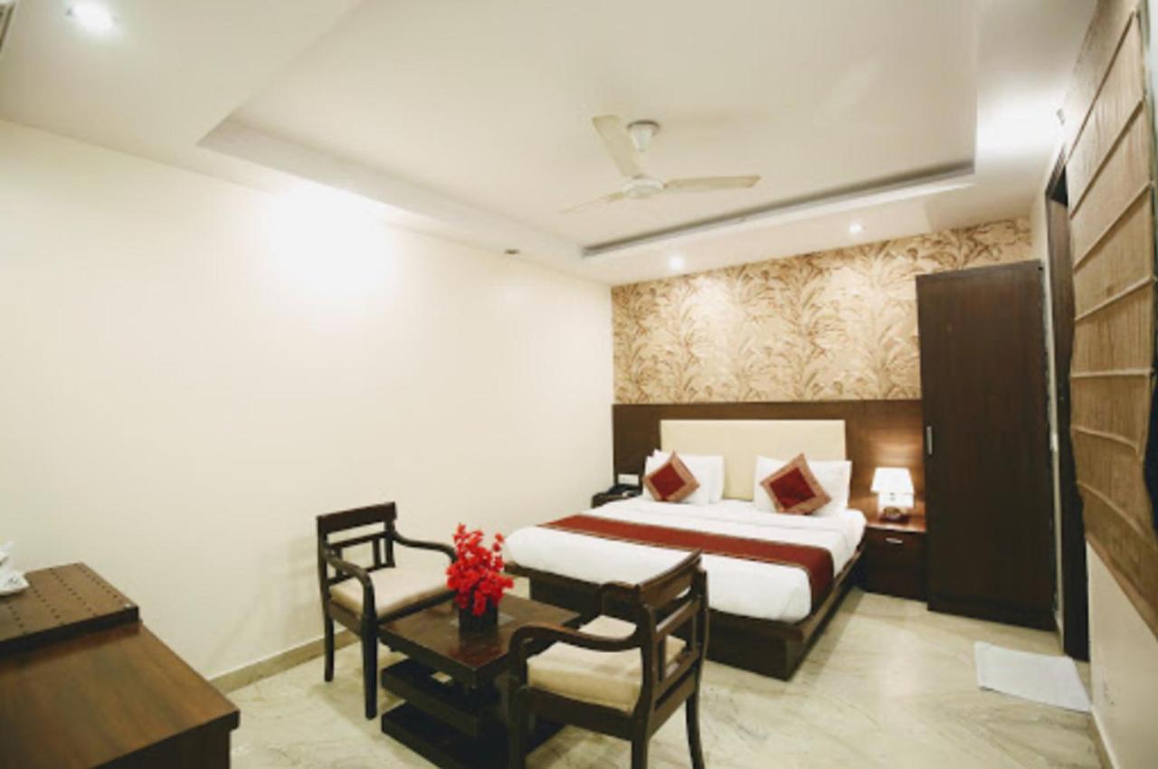 Hotel Paradise Inn-A Boutique Hotel Delhi Nové Dillí Exteriér fotografie